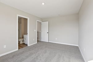 N Dogwood Dr-S2201-036.jpg