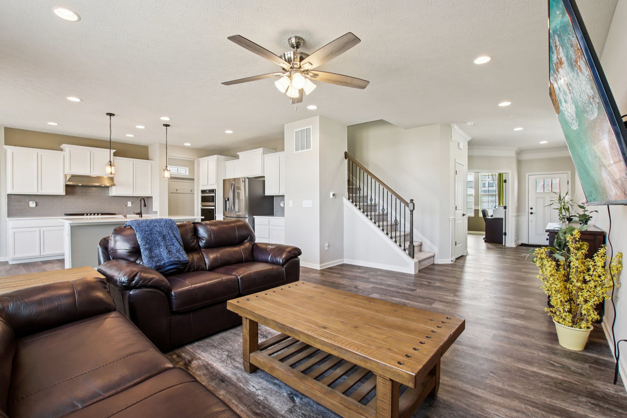 Overlander Ln-S0103-008.jpg