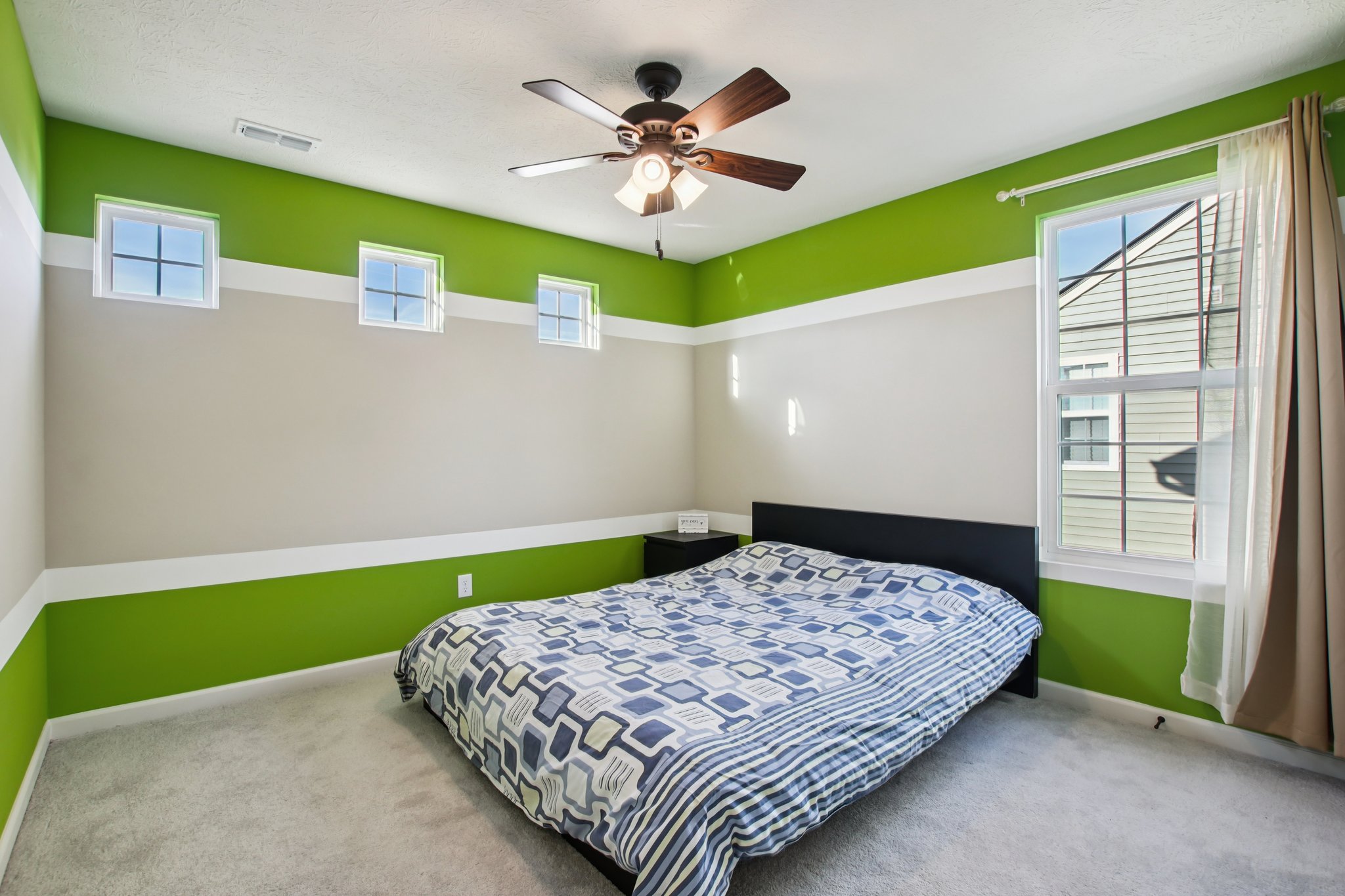 Overlander Ln-S0103-027.jpg