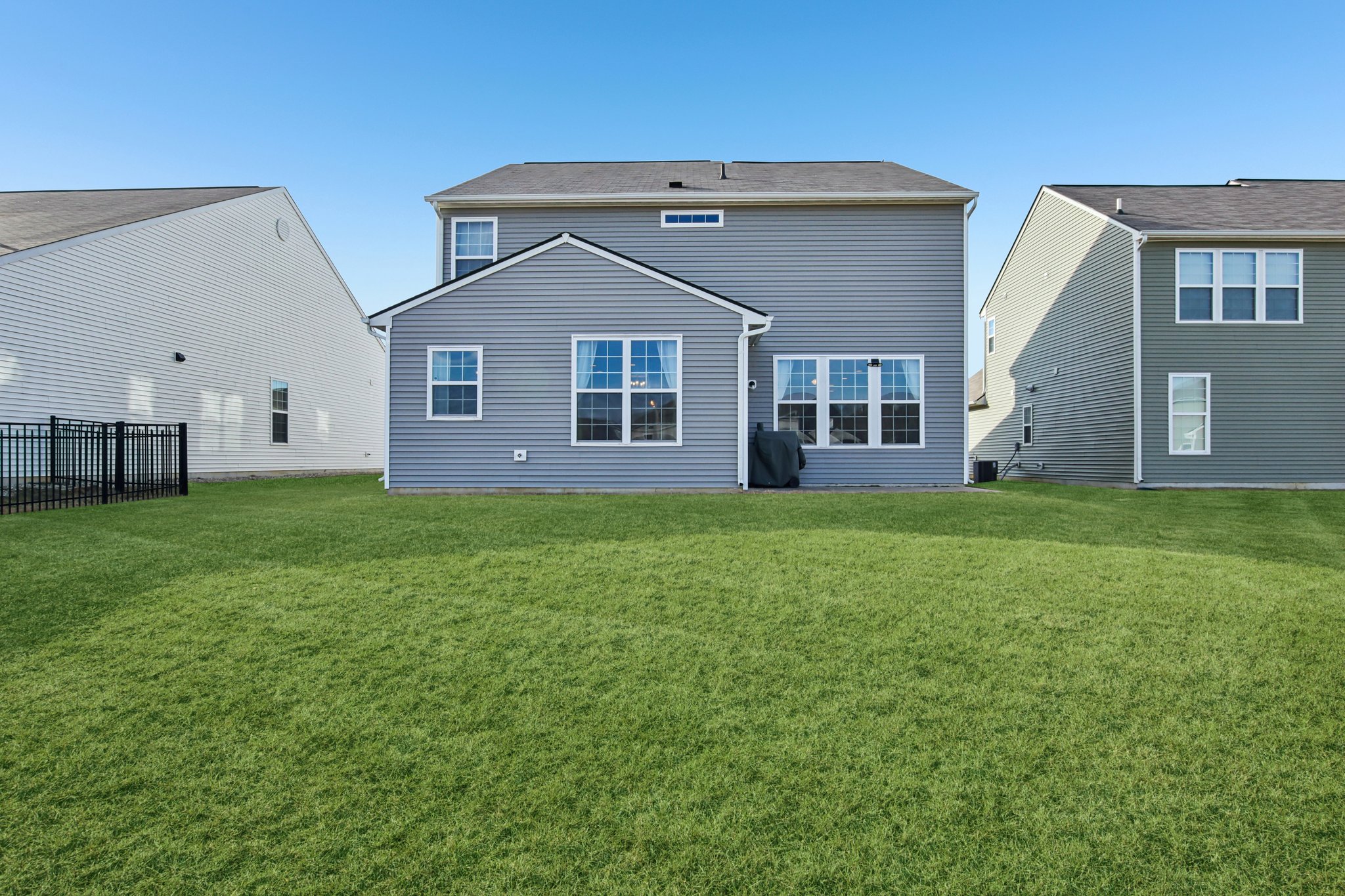 Overlander Ln-S0103-051.jpg