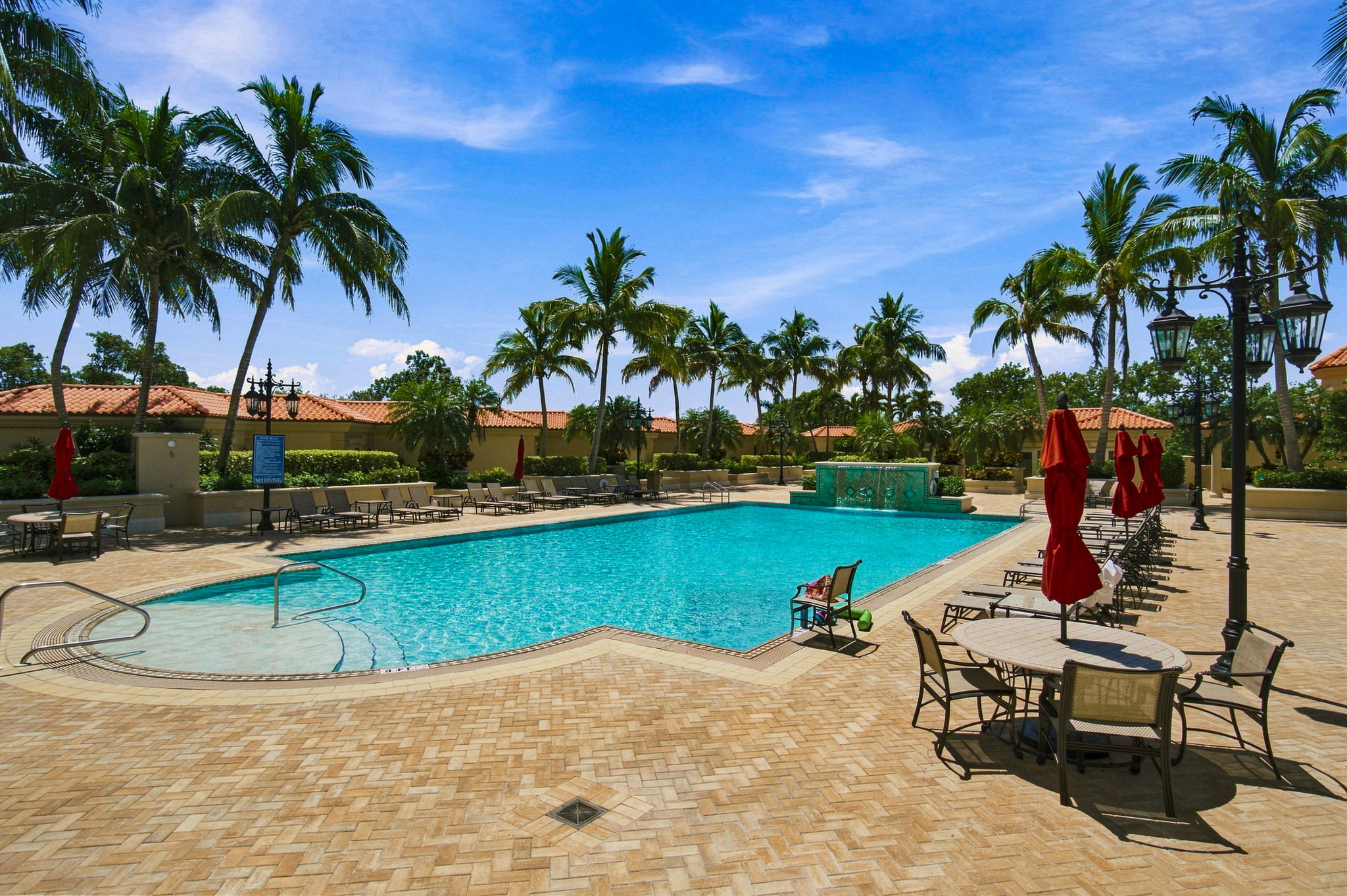  Photo 132
