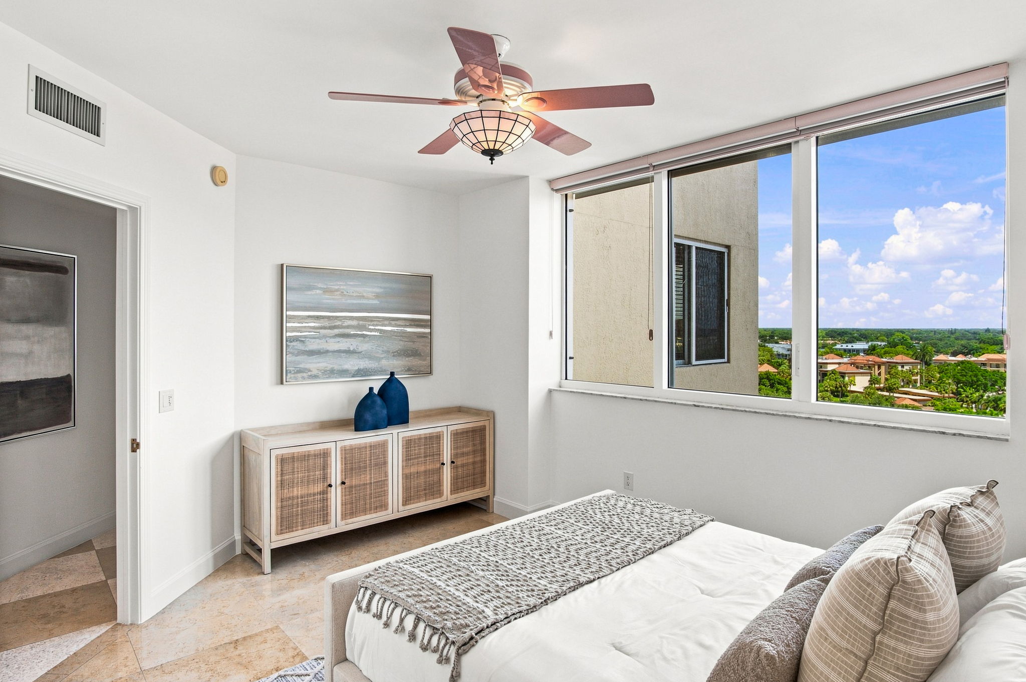  Photo 79