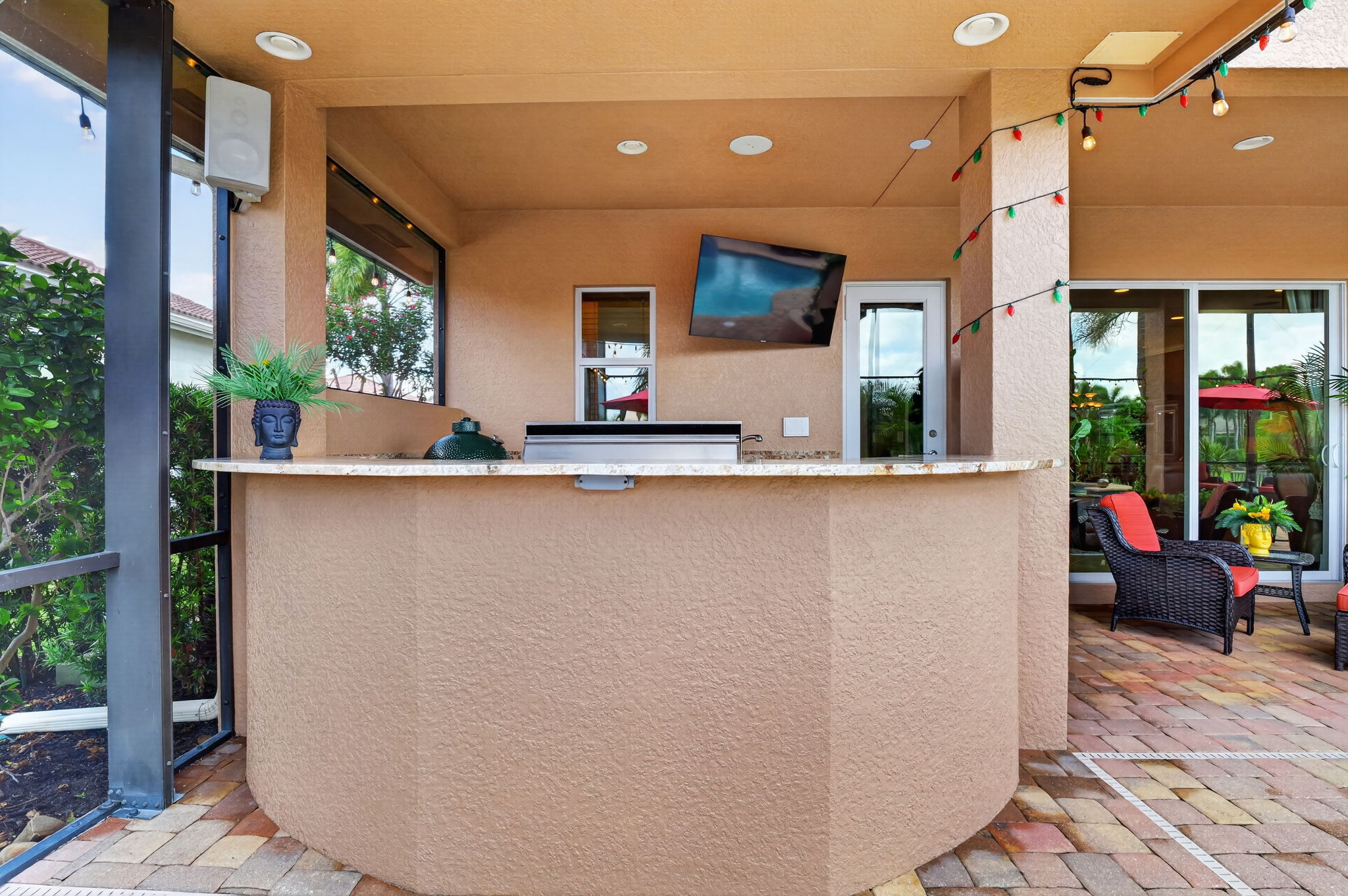  Photo 69