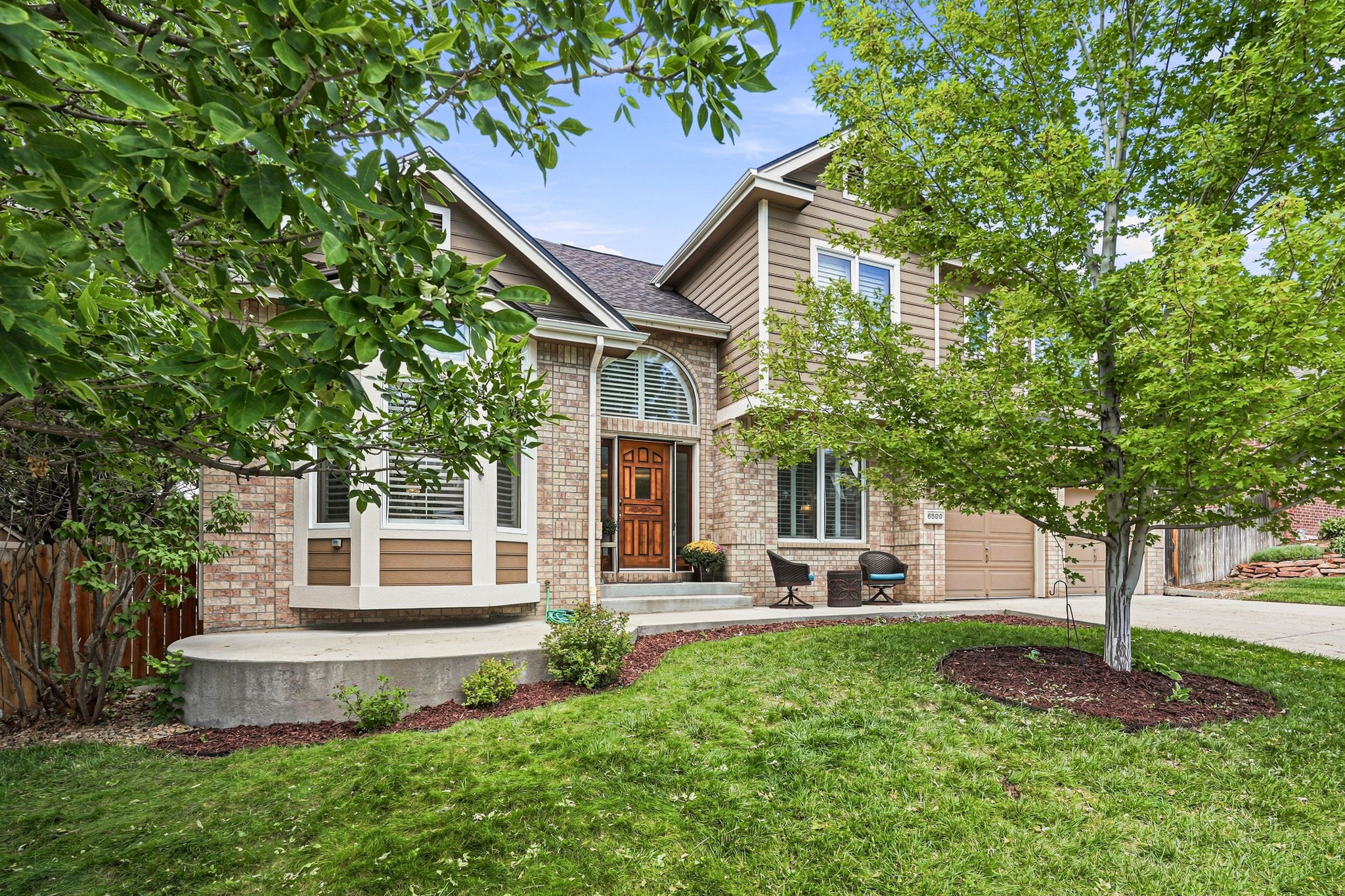 Welcome to 6599 S Oak Circle  Littleton, CO 80127