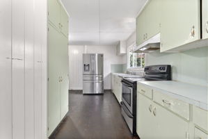  Photo 44