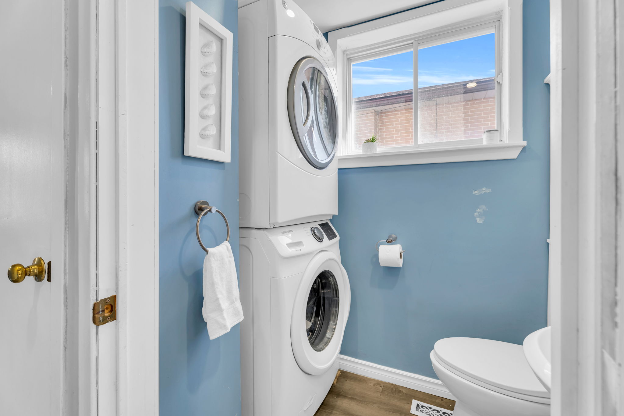 Bathroom/Laundry