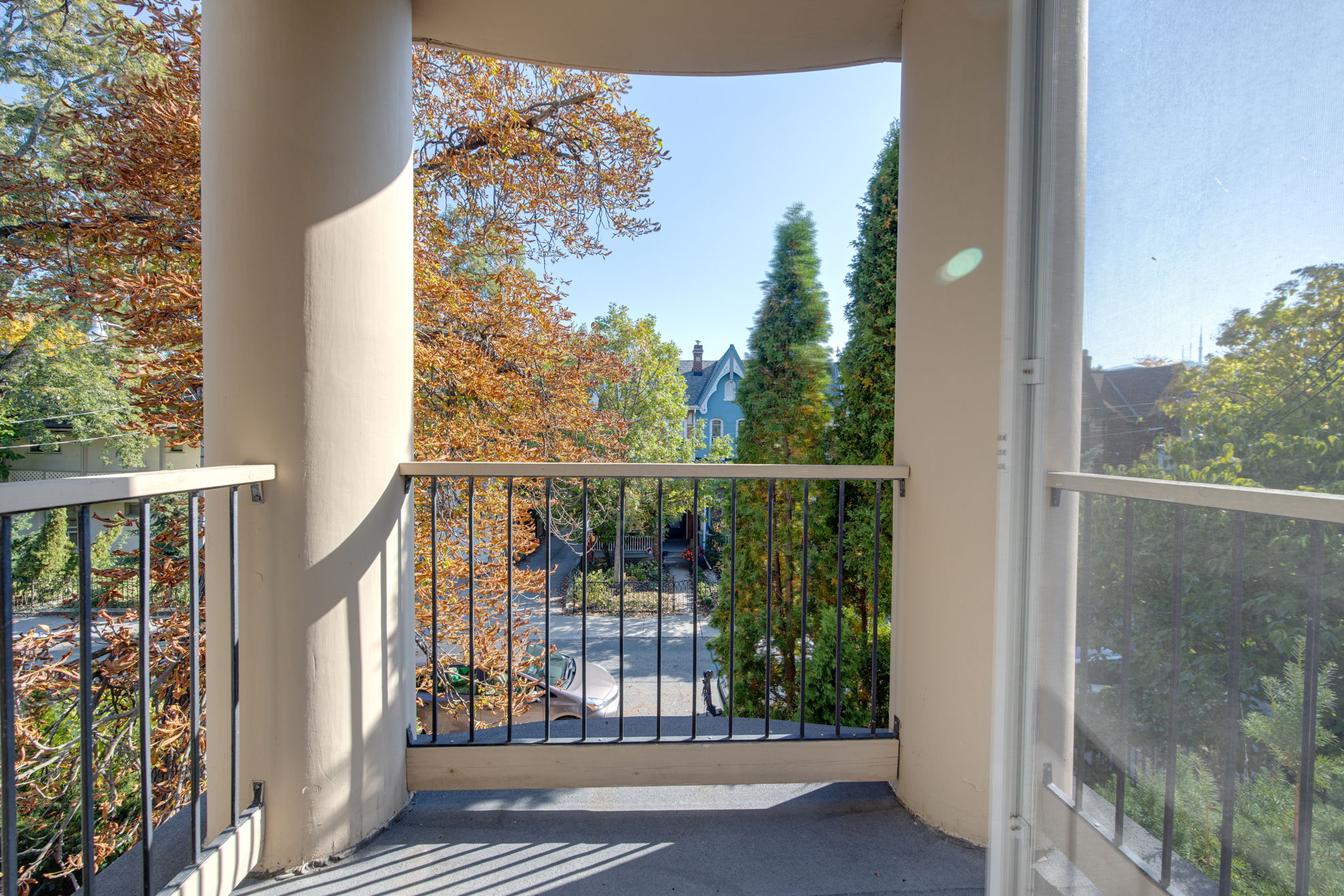 Toronto property showcase — delivered property photograph 34