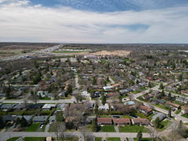  Photo 44