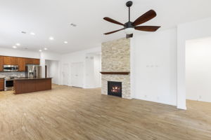 66 E Heritage Mill Cir, Tomball, TX 77375, USA Photo 24