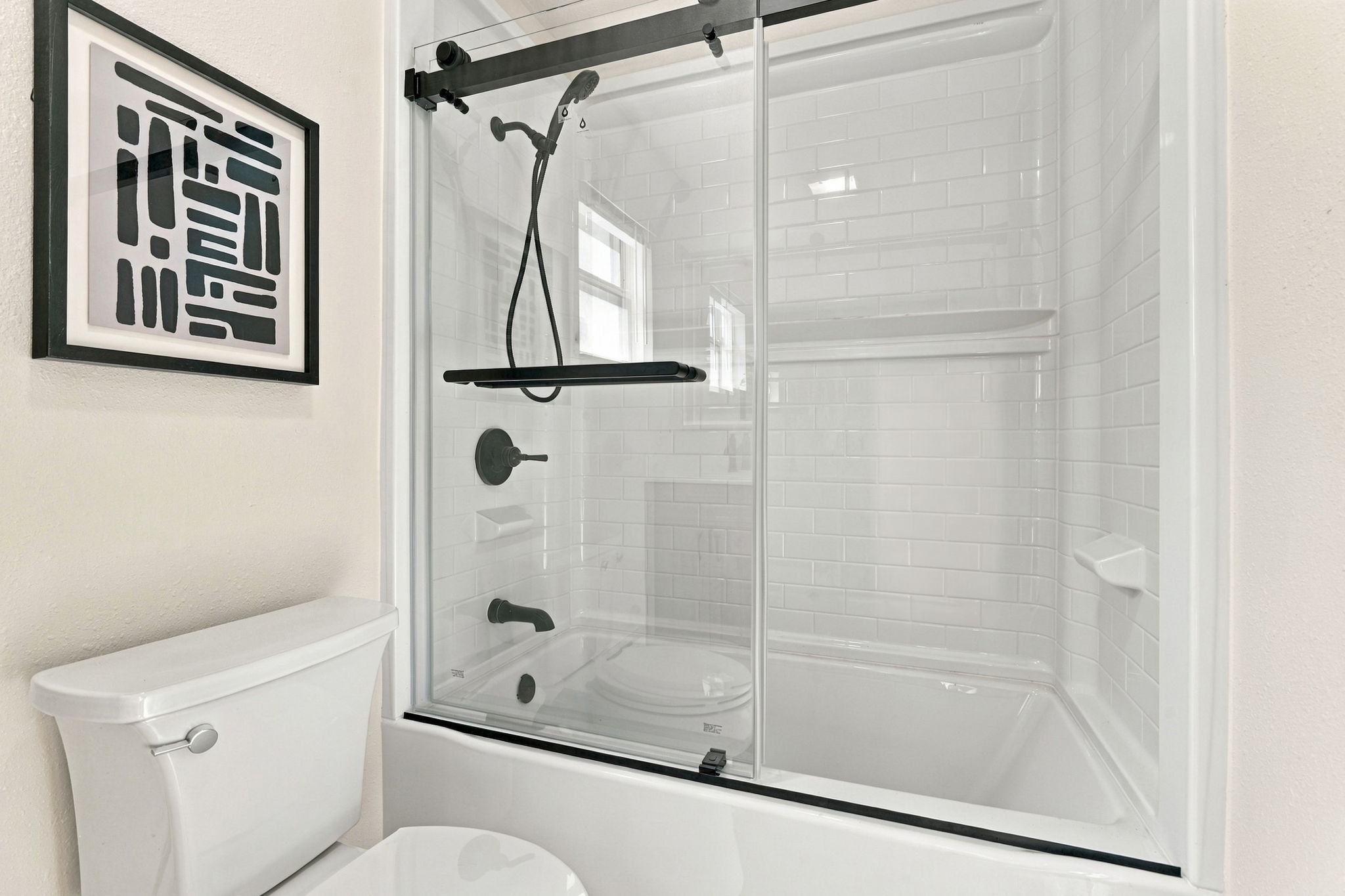Unit 1 Bathroom #1