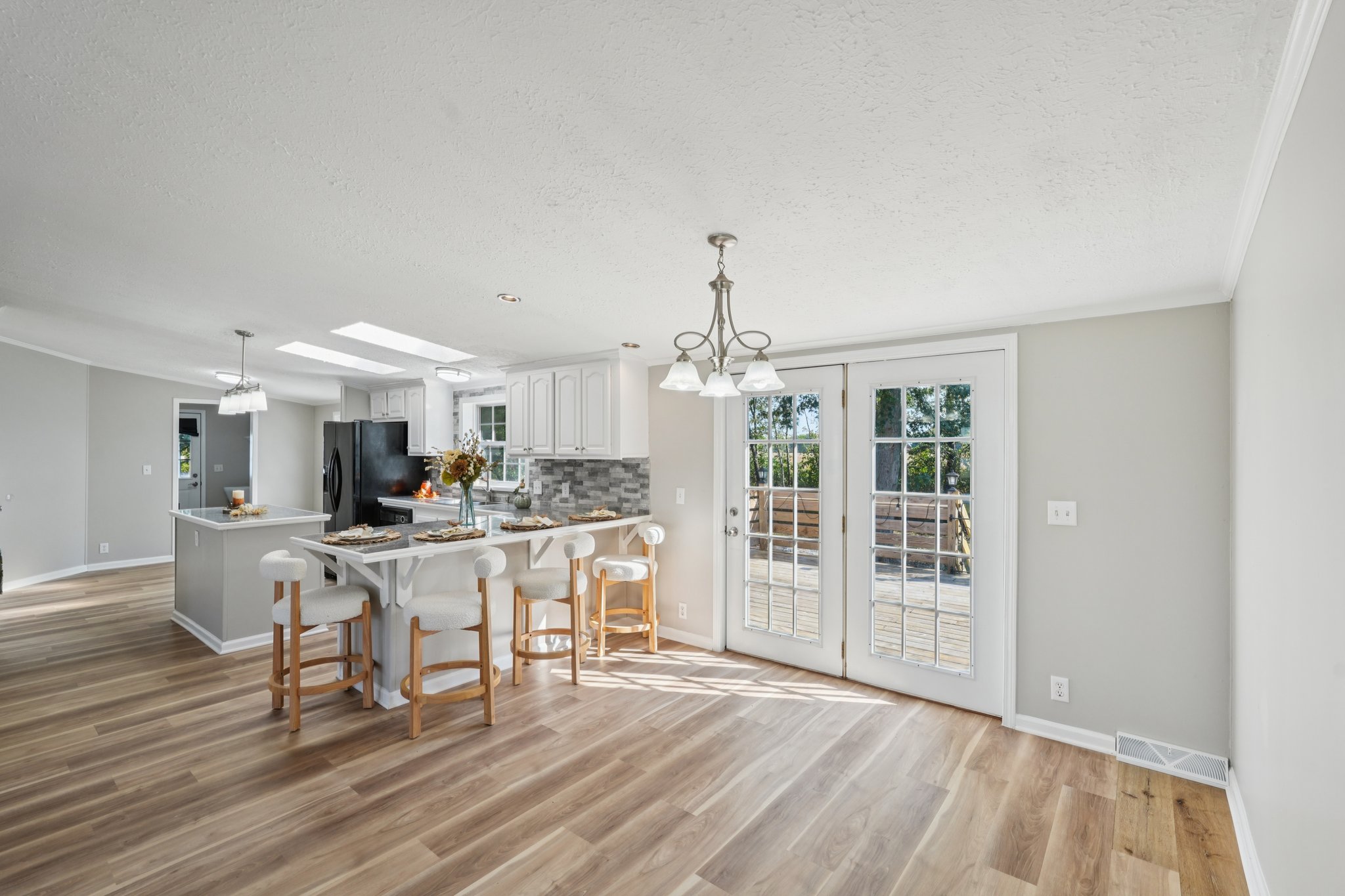 Inman Dr-S1809-012.jpg