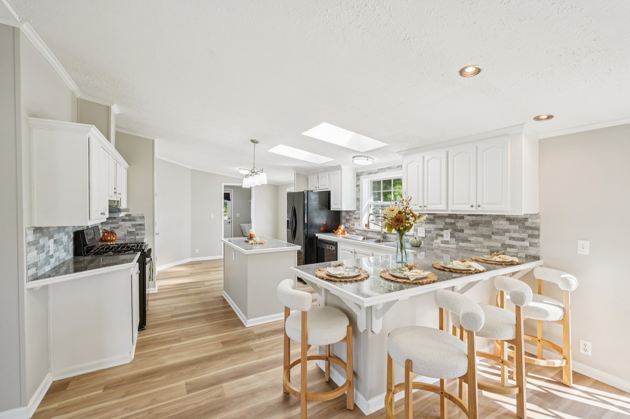 Inman Dr-S1809-018.jpg