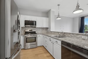 Lydia Dr-2905-024.jpg