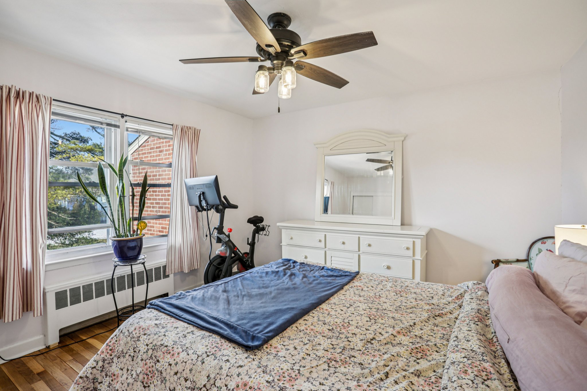 66 Manville Road 4-S1001-021.jpg