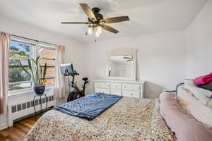 66 Manville Road 4-S1001-018.jpg