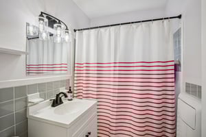 66 Manville Road 4-S1001-022.jpg