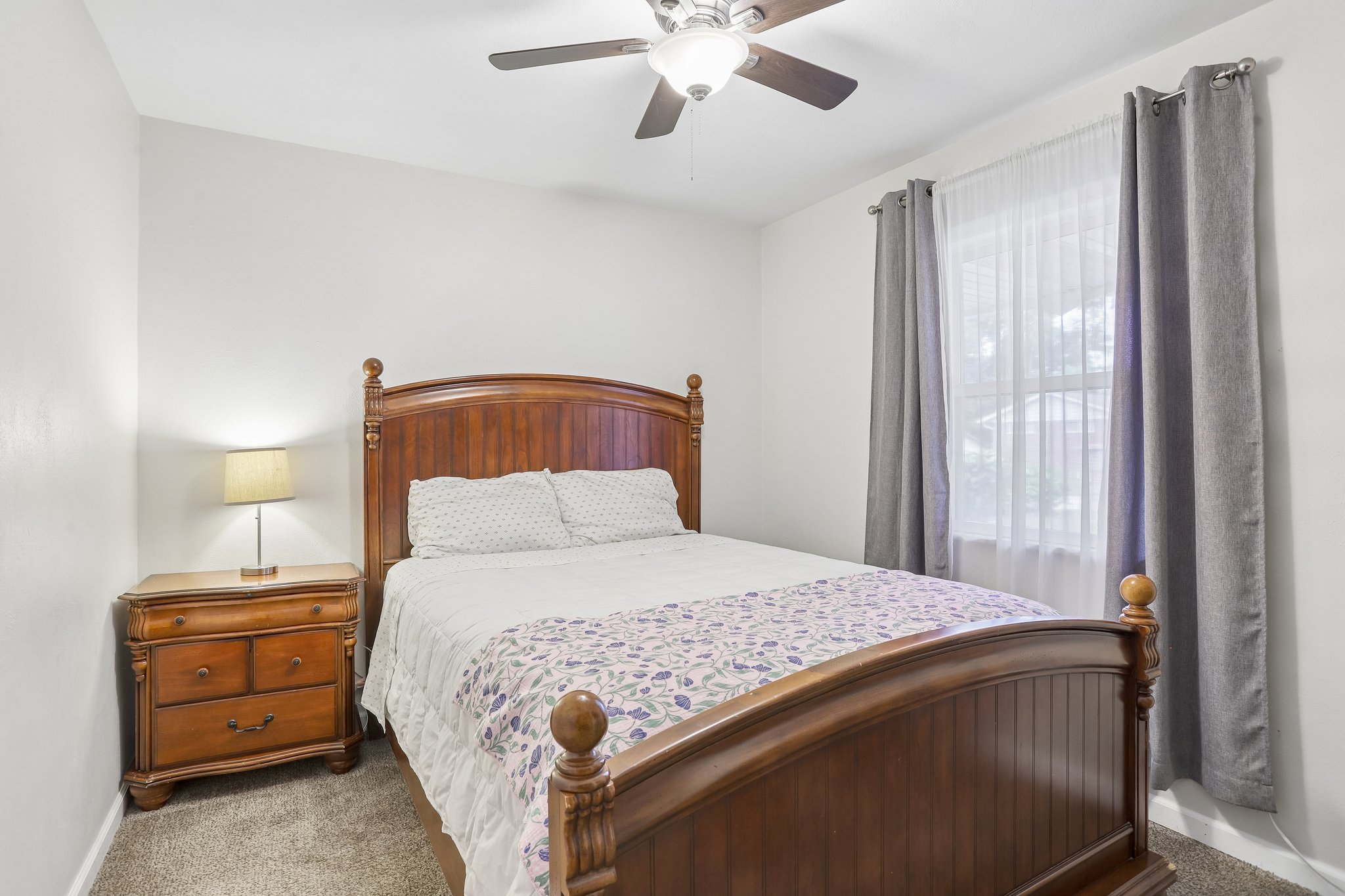 Montclair Dr-S2805-020.jpg