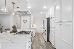 Montclair Dr-S2805-013.jpg