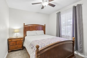 Montclair Dr-S2805-020.jpg