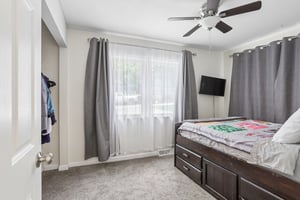 Montclair Dr-S2805-023.jpg