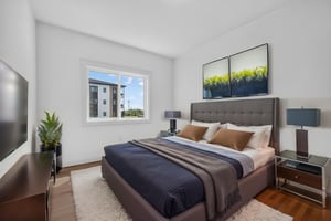 IMG_1849 virtually staged.jpeg