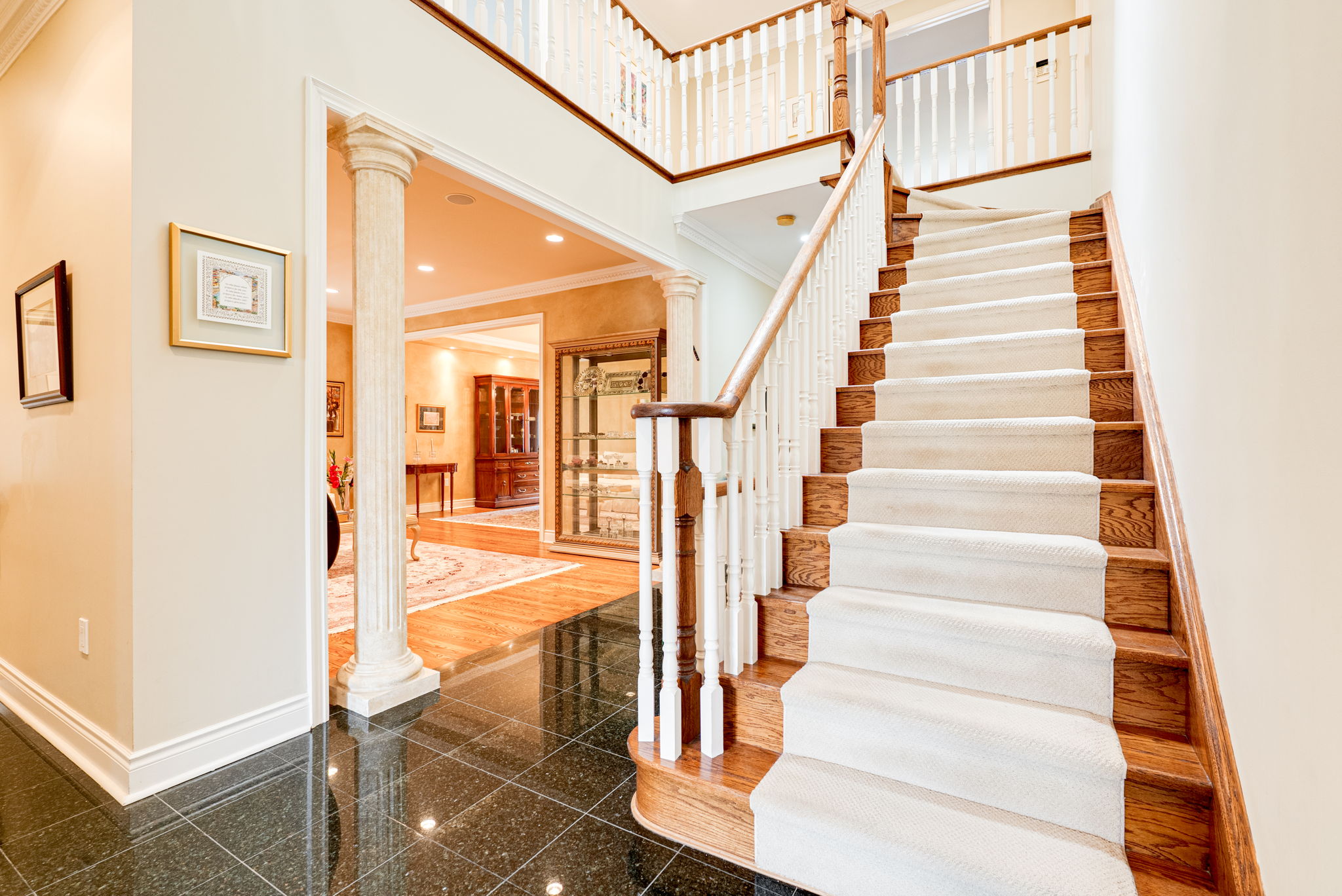 66 Sanibel Crescent Vaughan, ON L4J 8K7