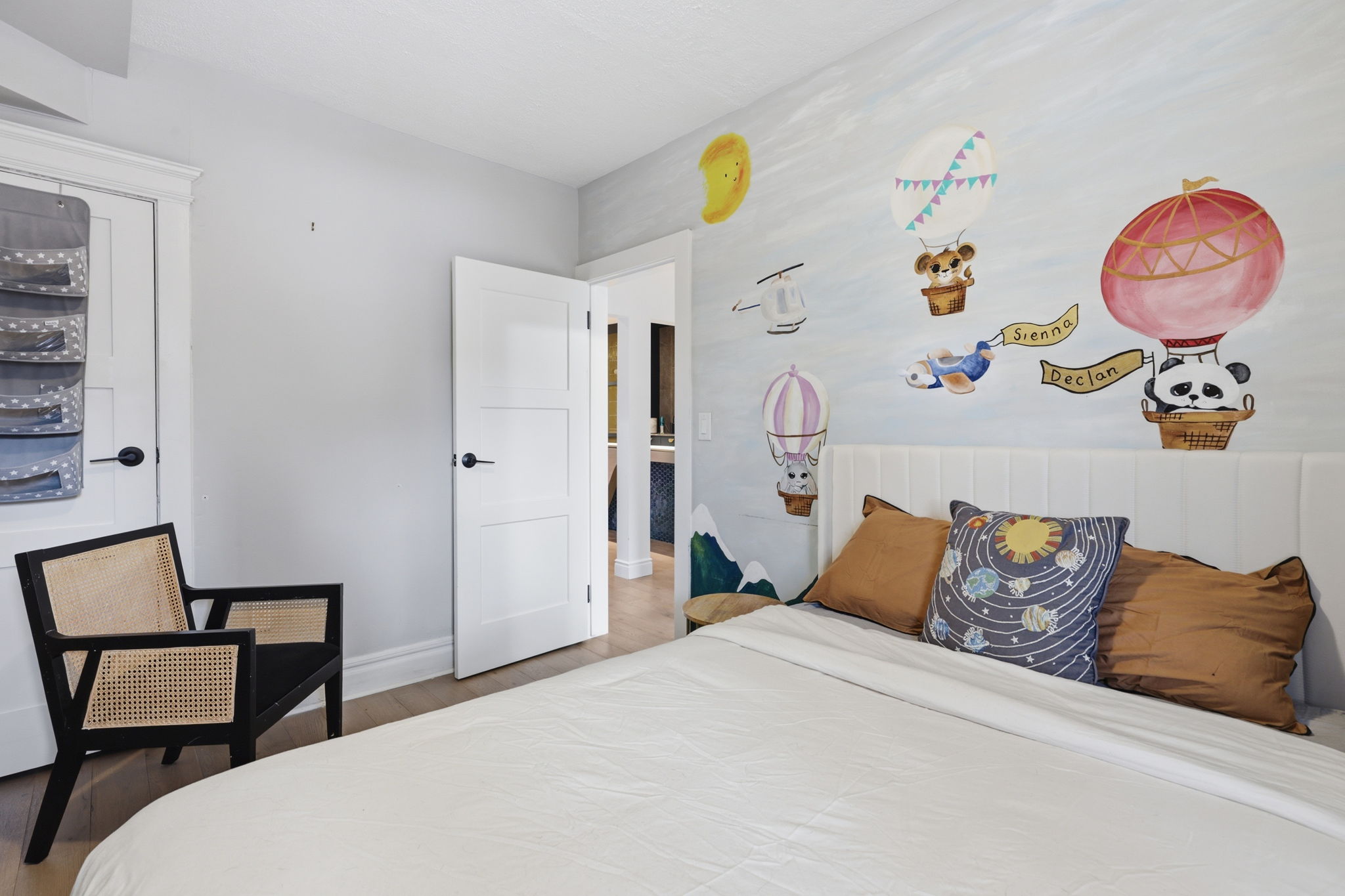 Toronto property showcase — delivered property photograph 19