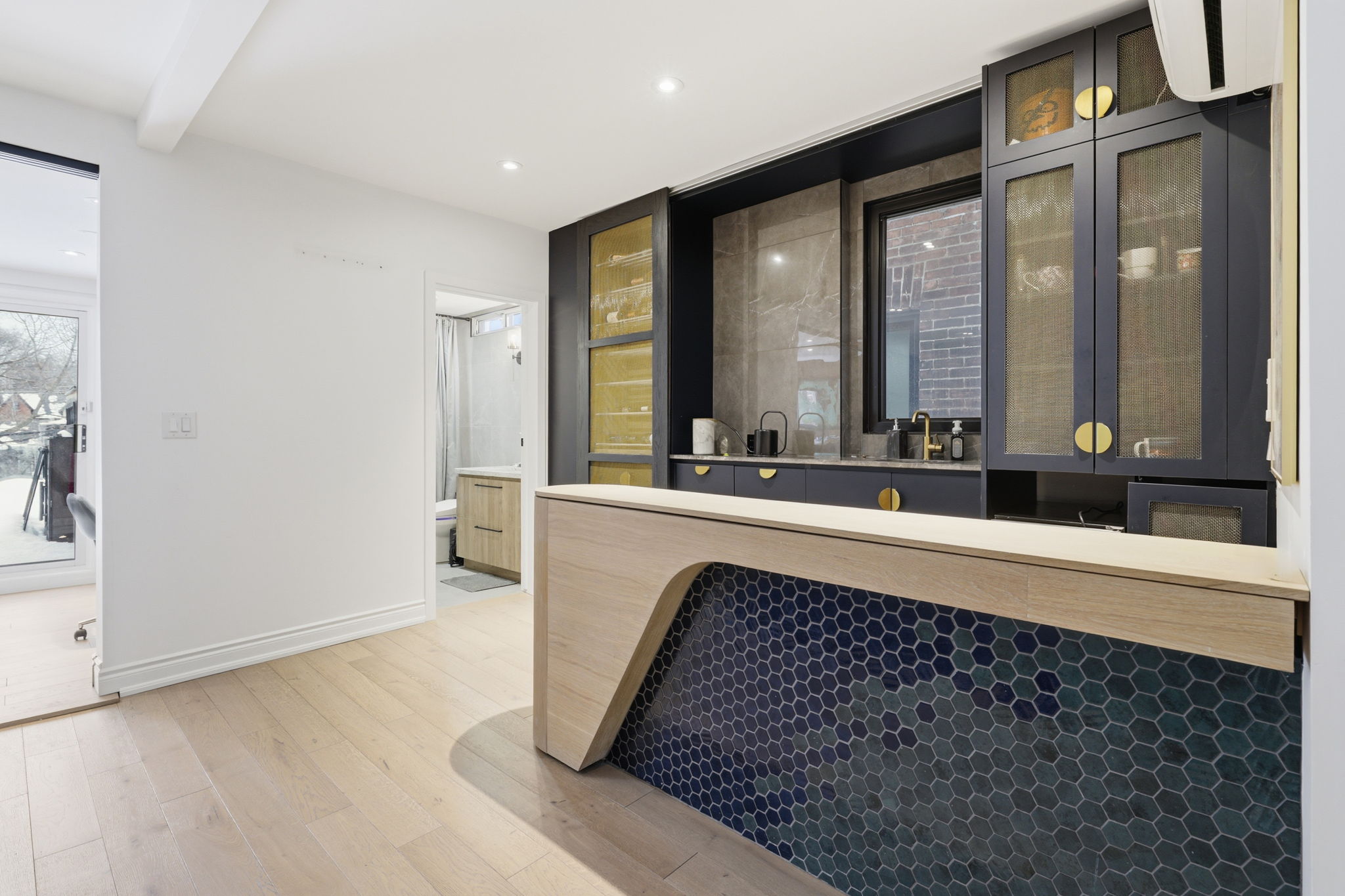 Toronto property showcase — delivered property photograph 21