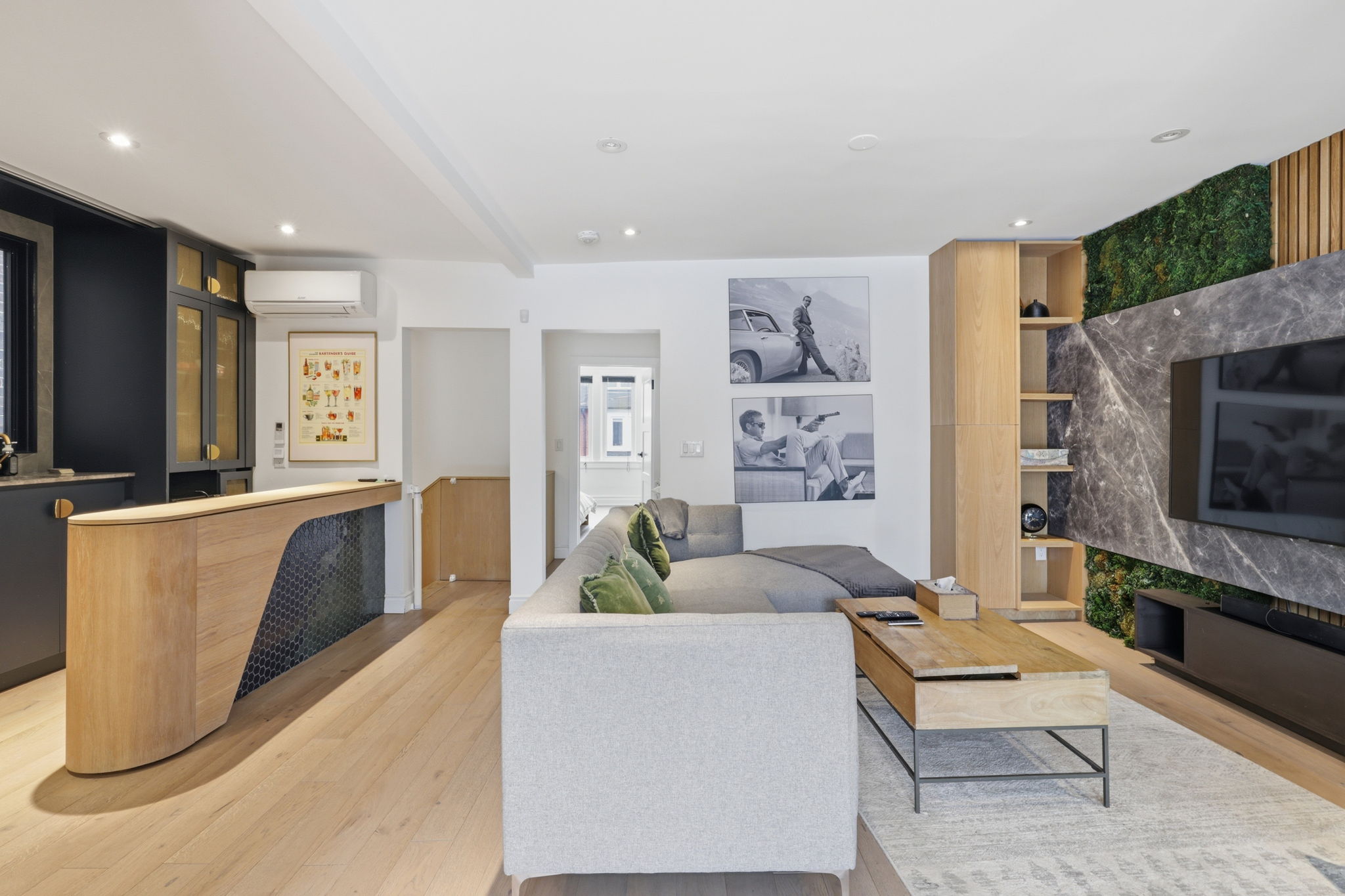 Toronto property showcase — delivered property photograph 25