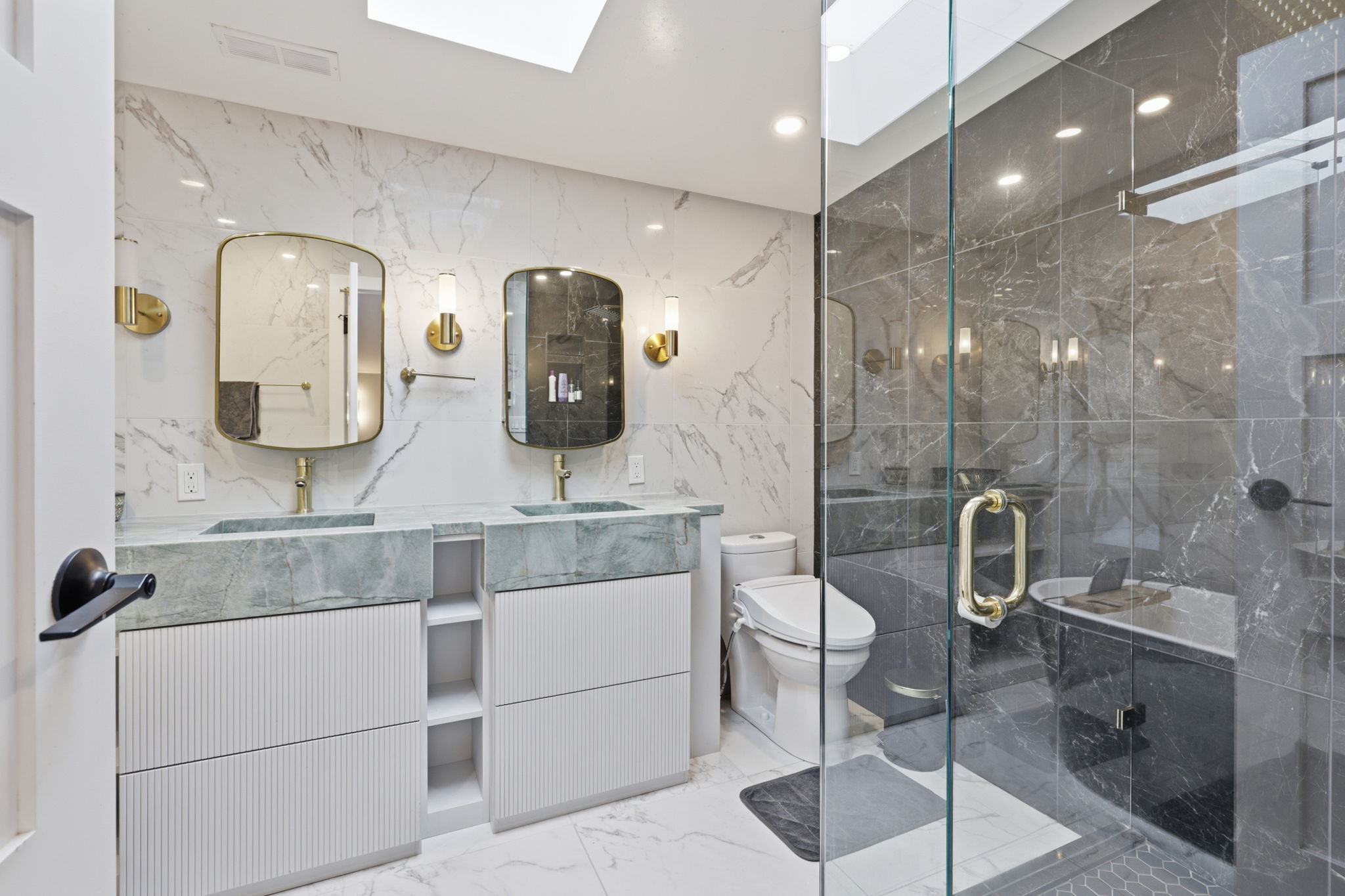 Toronto property showcase — delivered property photograph 31