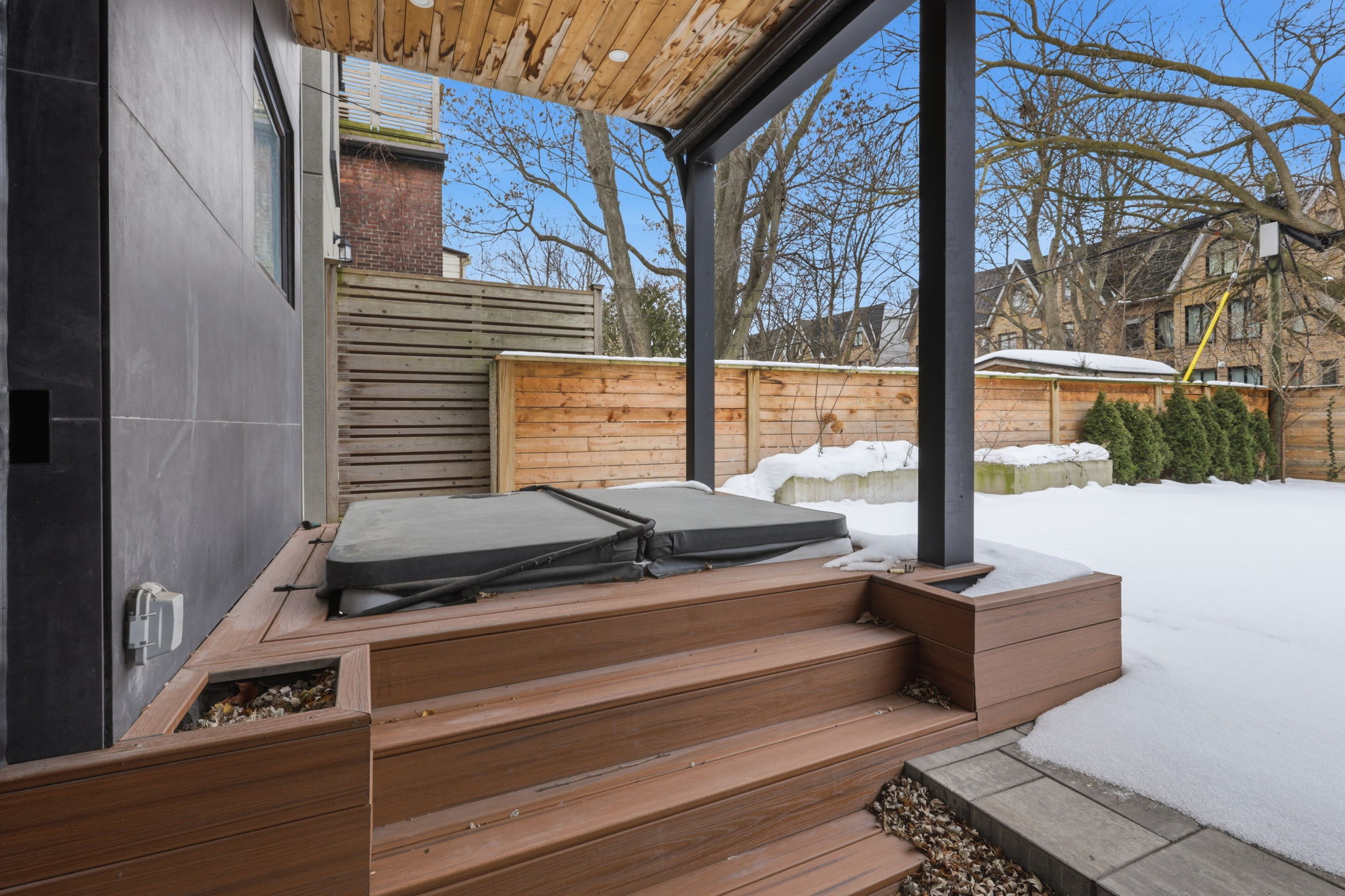 Toronto property showcase — delivered property photograph 40
