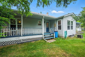  Photo 48
