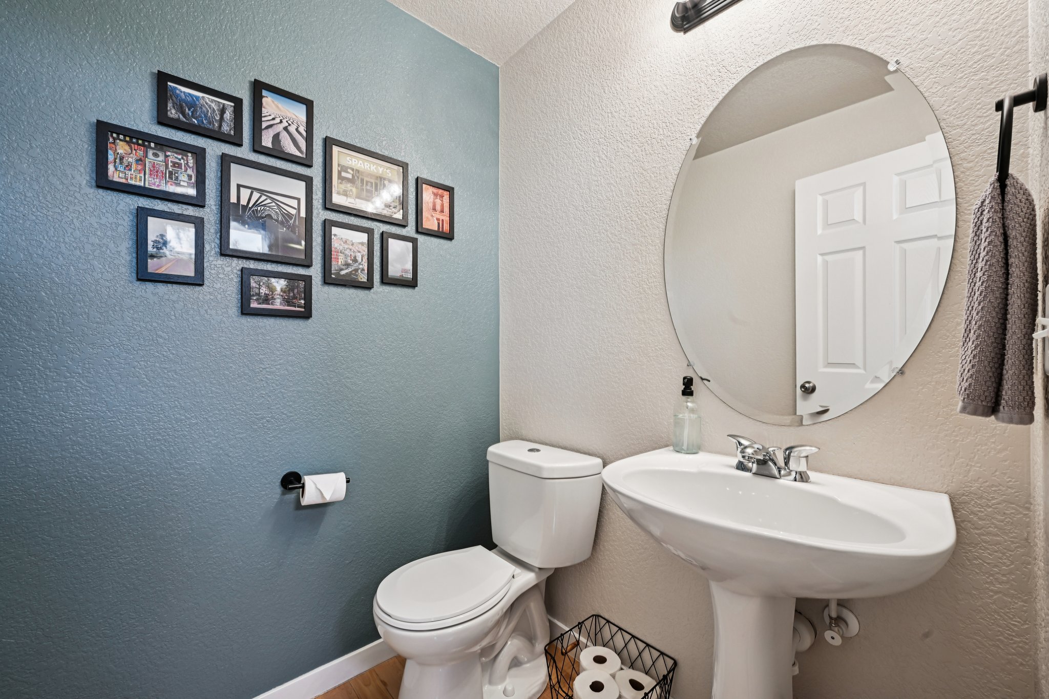 Avalon Ave-S2502-020.jpg