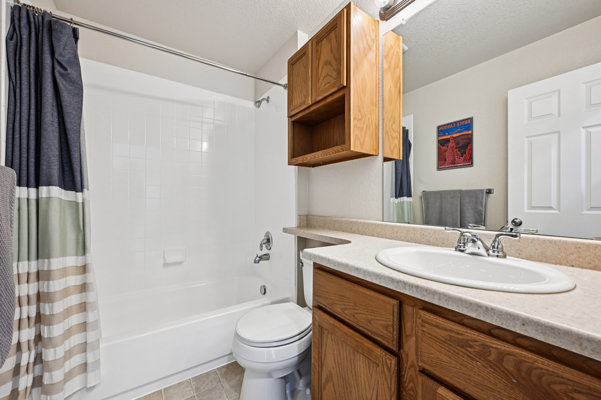 Avalon Ave-S2502-026.jpg