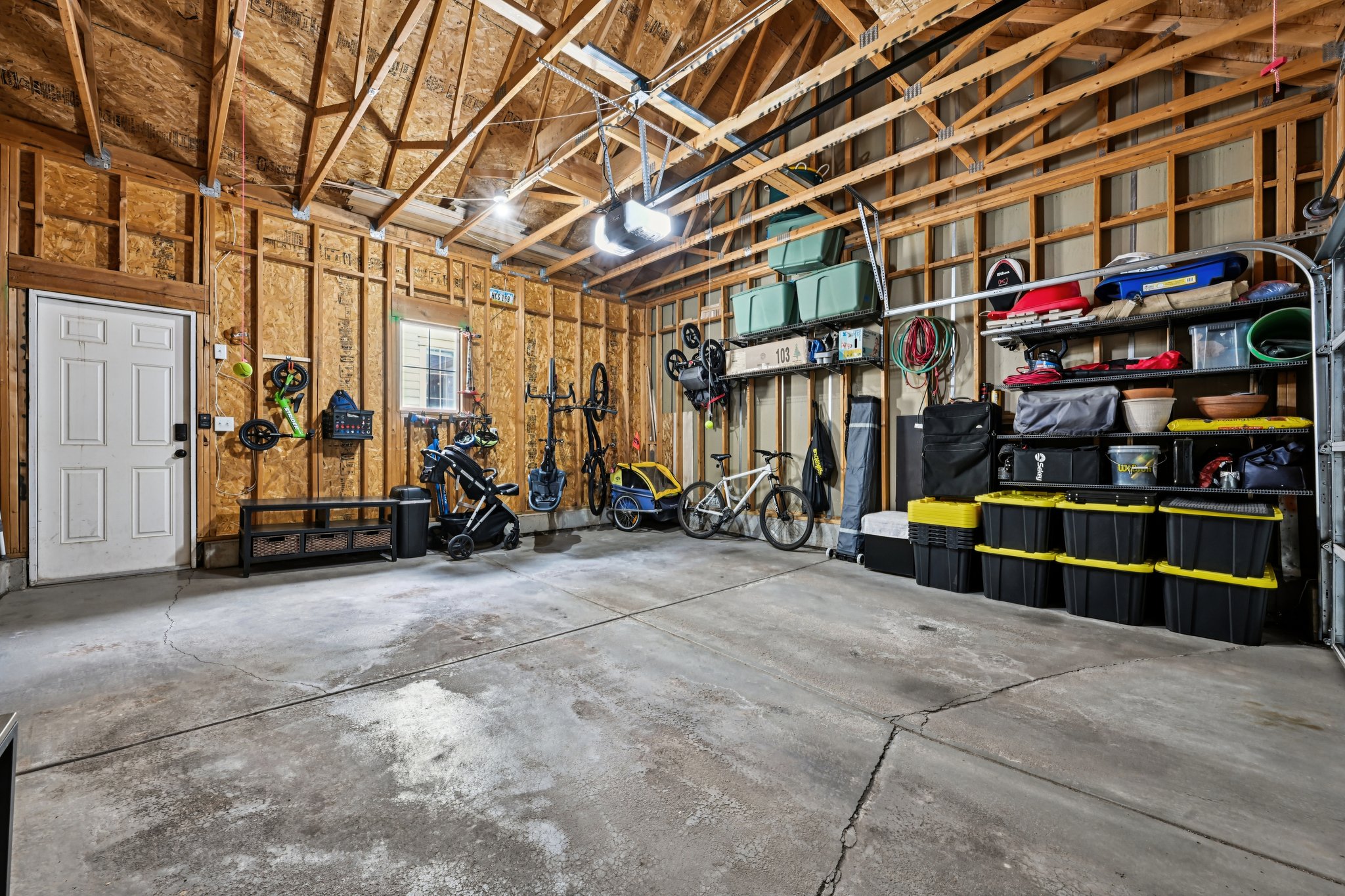 Avalon Ave-S2502-036.jpg