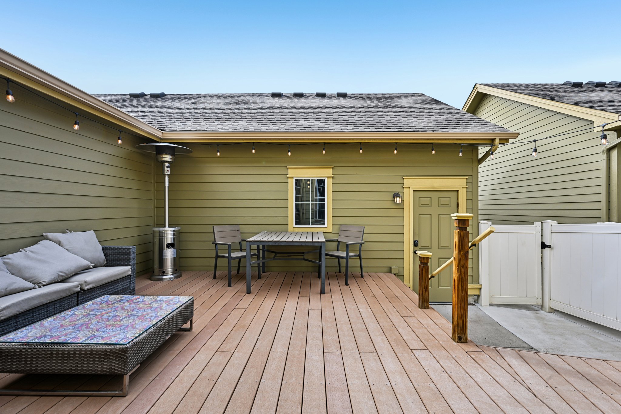 Avalon Ave-S2502-041.jpg