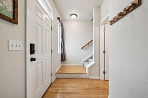 Avalon Ave-S2502-006.jpg