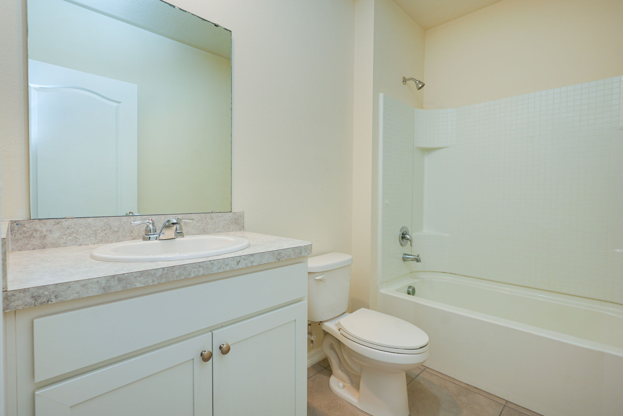 5645-loggia-lane-kissimmee-08
