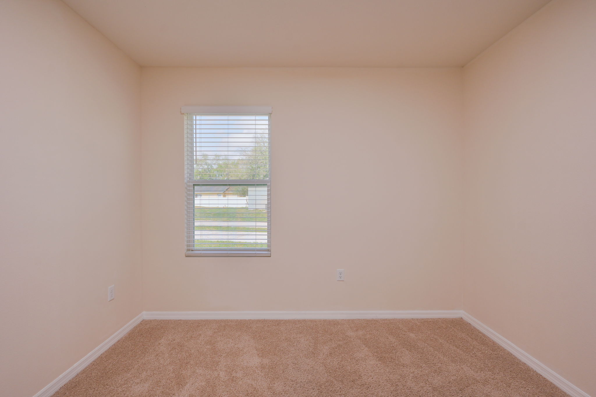 5645-loggia-lane-kissimmee-10