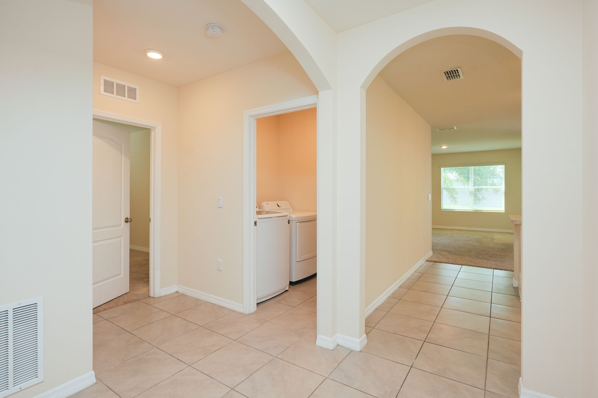 5645-loggia-lane-kissimmee-11
