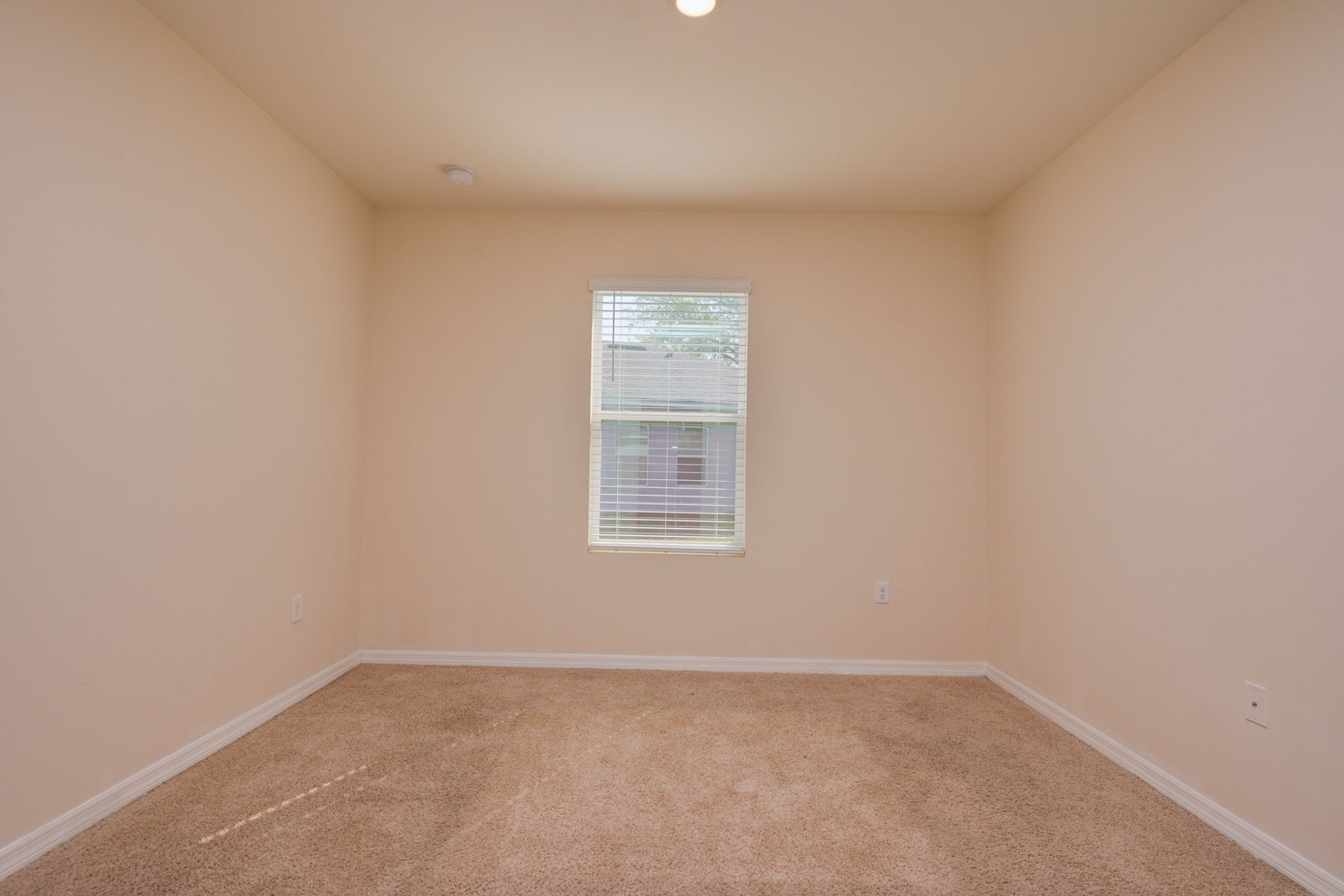 5645-loggia-lane-kissimmee-14