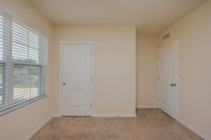 5645-loggia-lane-kissimmee-07
