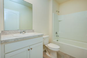 5645-loggia-lane-kissimmee-08