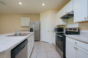 5645-loggia-lane-kissimmee-33
