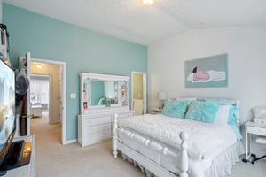 Kenridge Way-S1001-021.jpg