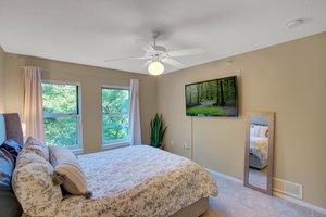  660 N 2nd St #116, Minneapolis, MN 55401, US Photo 32