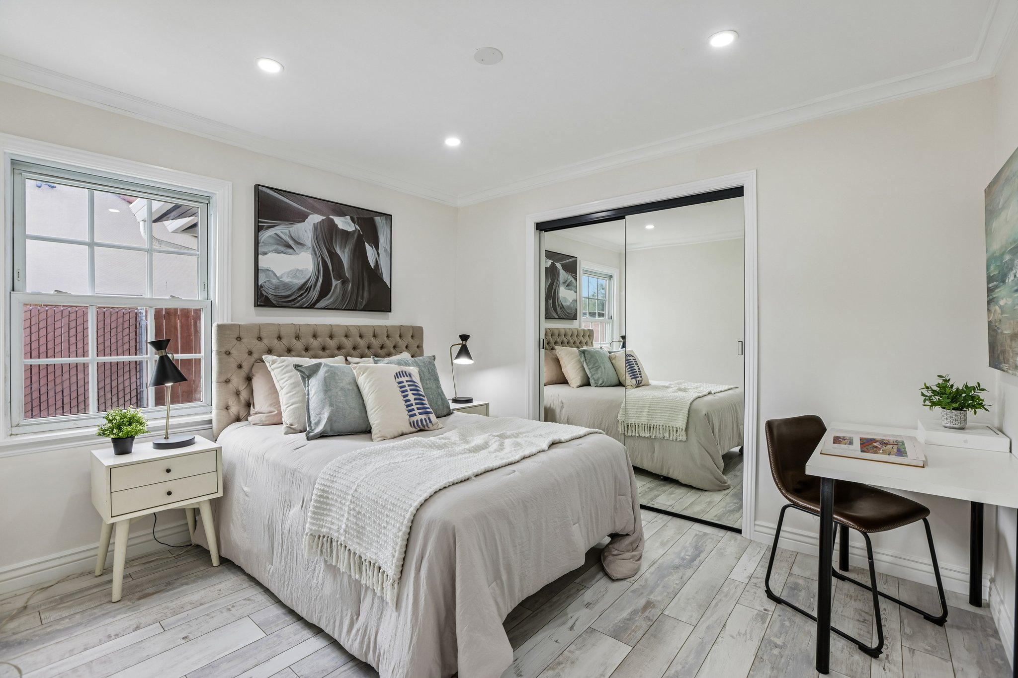 N White Rd-S1808-015.jpg