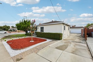 N White Rd-S1808-002.jpg