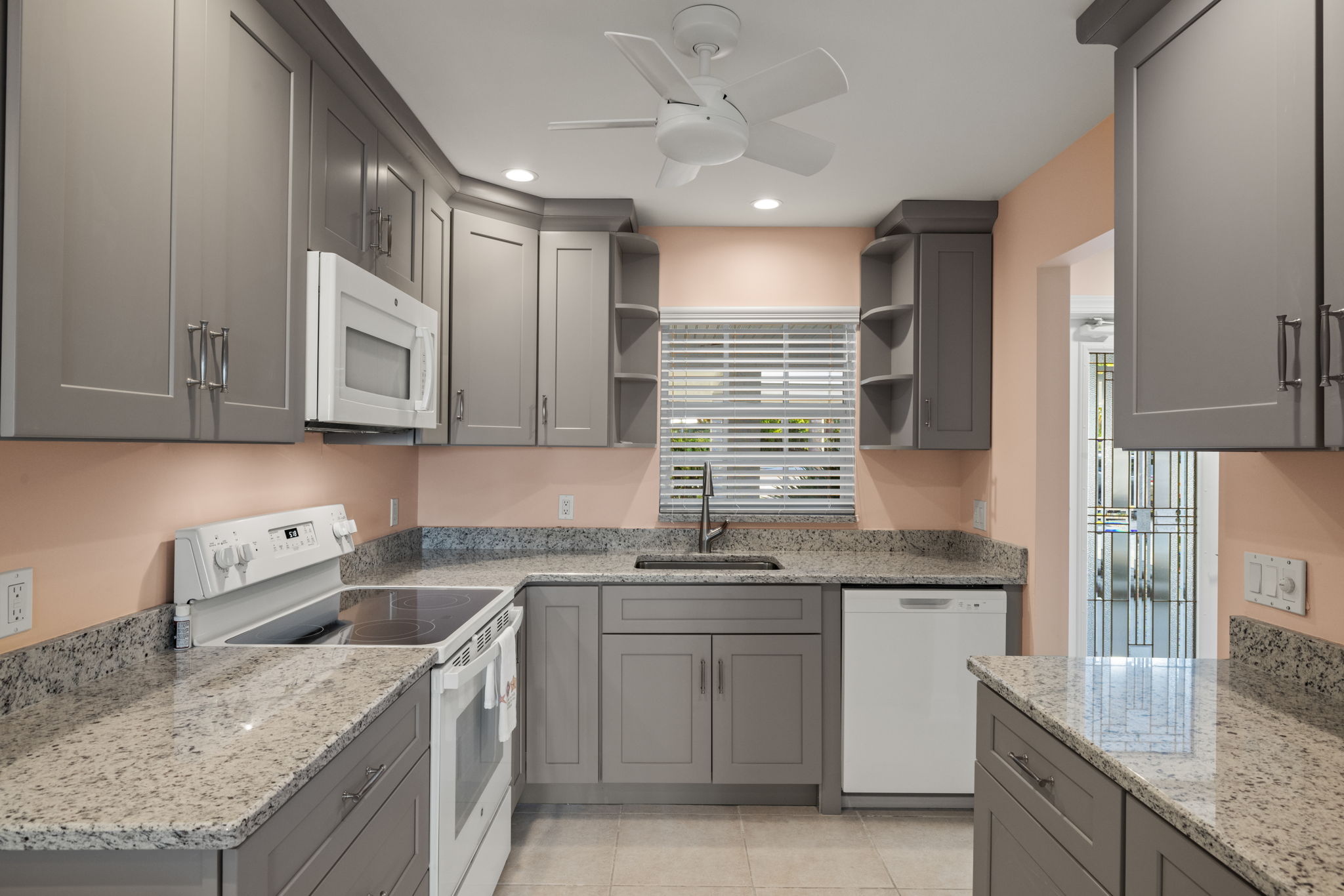 2 - Kitchen 1