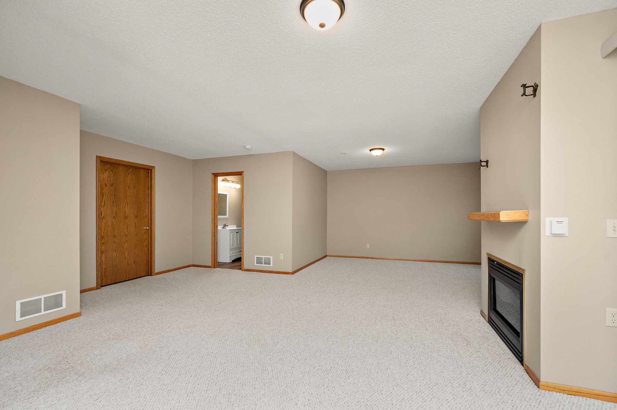Room to make this space work for YOUR needs!